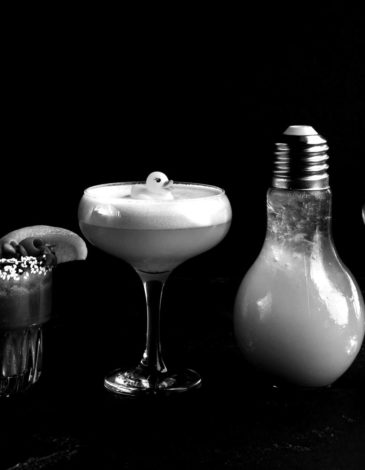 variety-of-creative-cocktails-on-black-background-XPGBMZ7-scaled-blackwhite